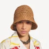 Dámský klobouk typu bucket hat z rafie v béžové barvě