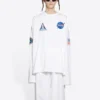 Pánské tričko Balenciaga x NASA s vesmírným potiskem, dlouhým rukávem a kulatým výstřihem, bílé 662496TKVD79040