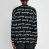 Svetr s celoplošným logem „Black“ 625984T31841070