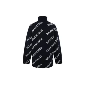Svetr s rolákem a celoplošným logem „Black White“ 621018T15674177