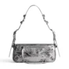Taška přes rameno Le Cagole Xs Metallized „Silver“ 7716700GT3Y8103