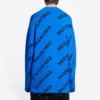 Vlněný svetr s kulatým výstřihem a celoplošným logem „Blue“ 657400T15673964
